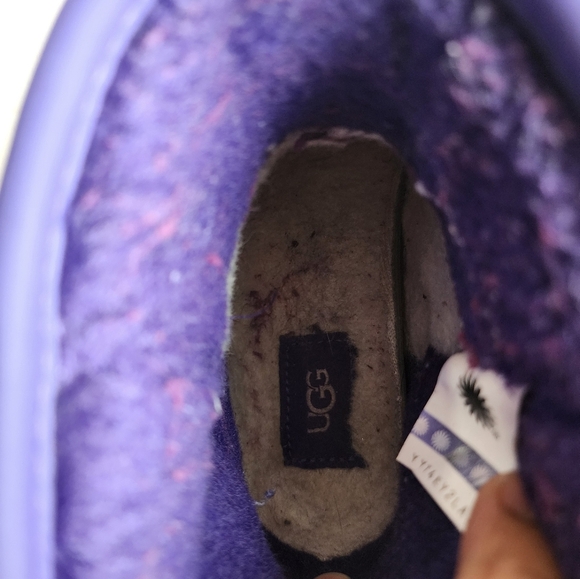 UGG CLASSIC CLEAR MINI MARBLE VIOLET NIGHT WATERPROOF FUR BOOT SIZE 7 WOMEN - Picture 8 of 10